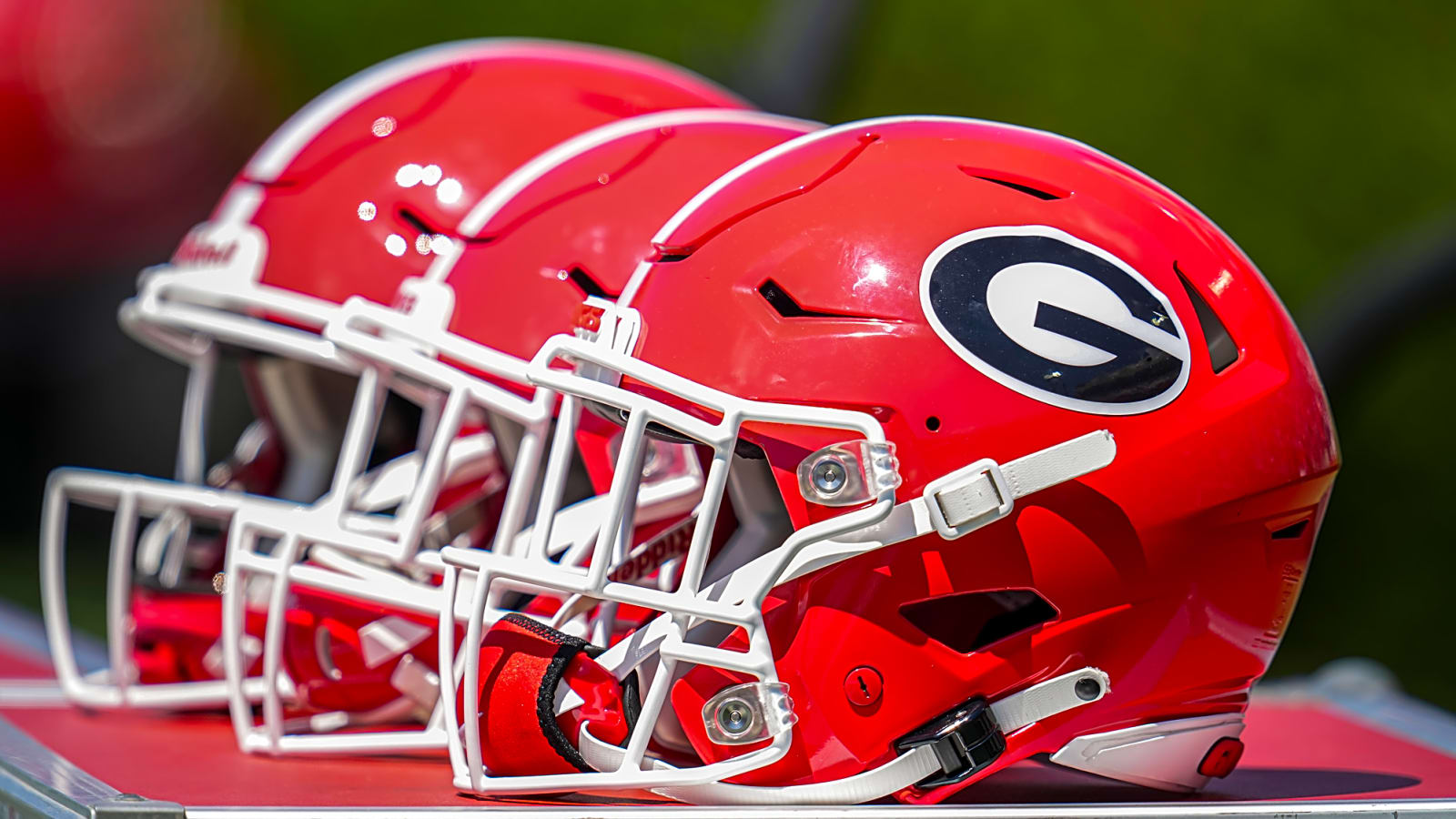 Four-star RB chooses Georgia, makes bold statement about SEC