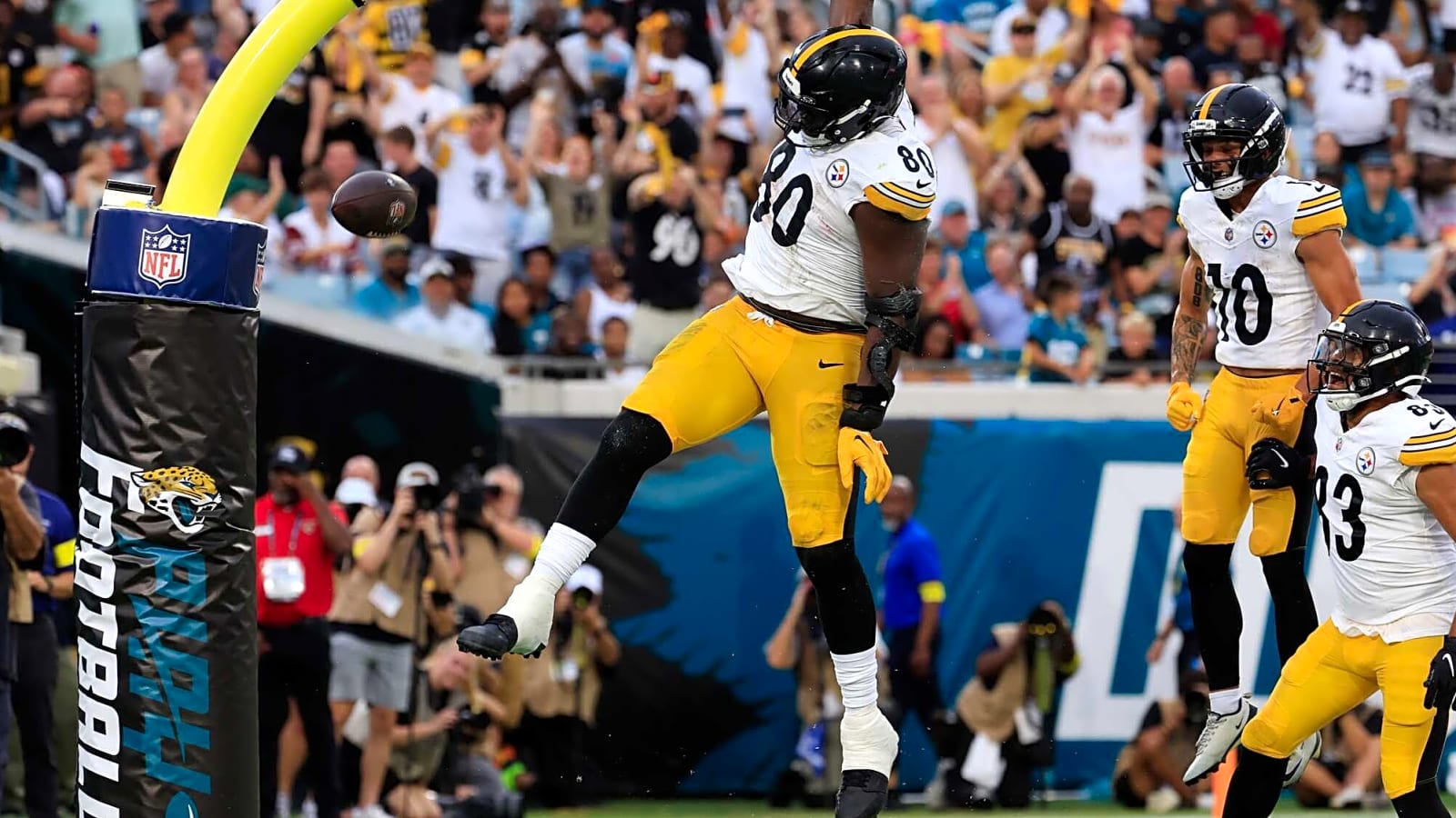 Steelers May Be Lying About Crucial Injury That Could Seriously Affect Pittsburgh&#39;s Offense