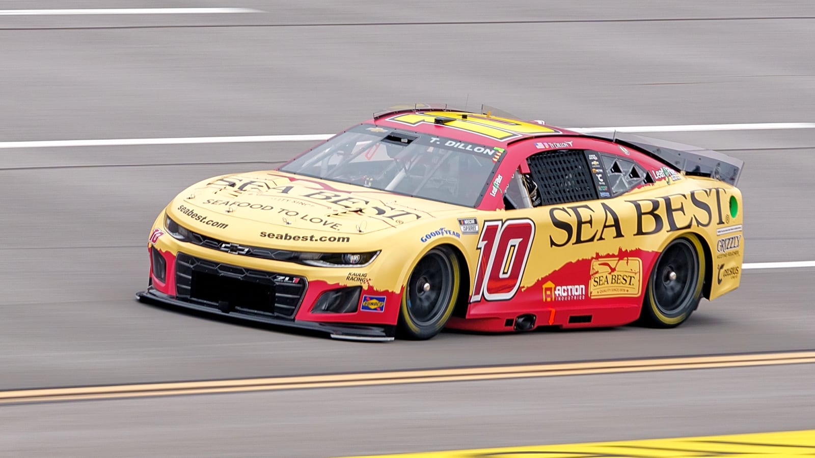'This Whole Sport Is a Cloud of Uncertainty': Ty Dillon Insists 23XI & FRM Drivers Wouldn’t Fear Racing Without a Charter
