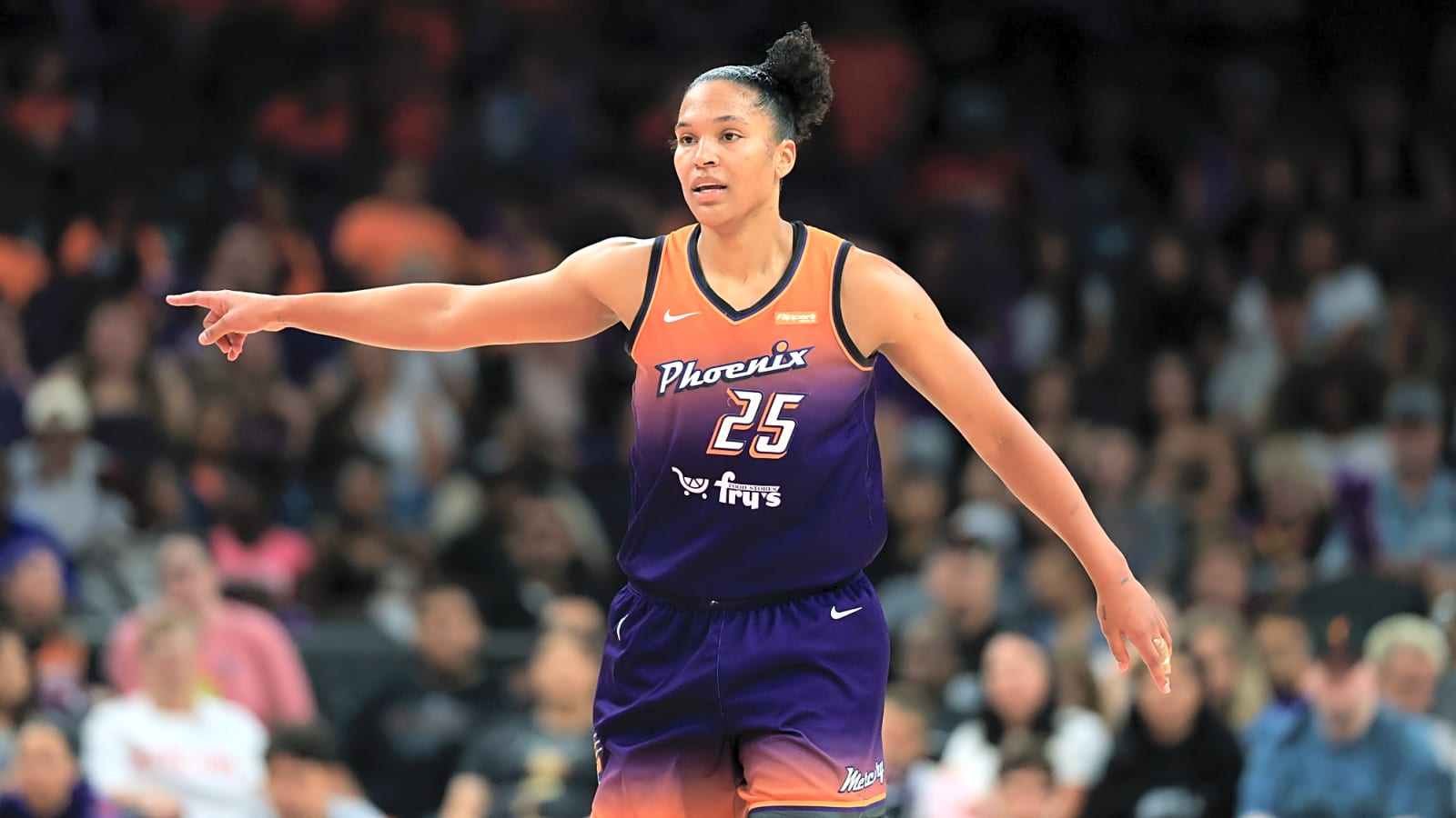 Mercury’s Alyssa Thomas earns bold title in WNBA player poll