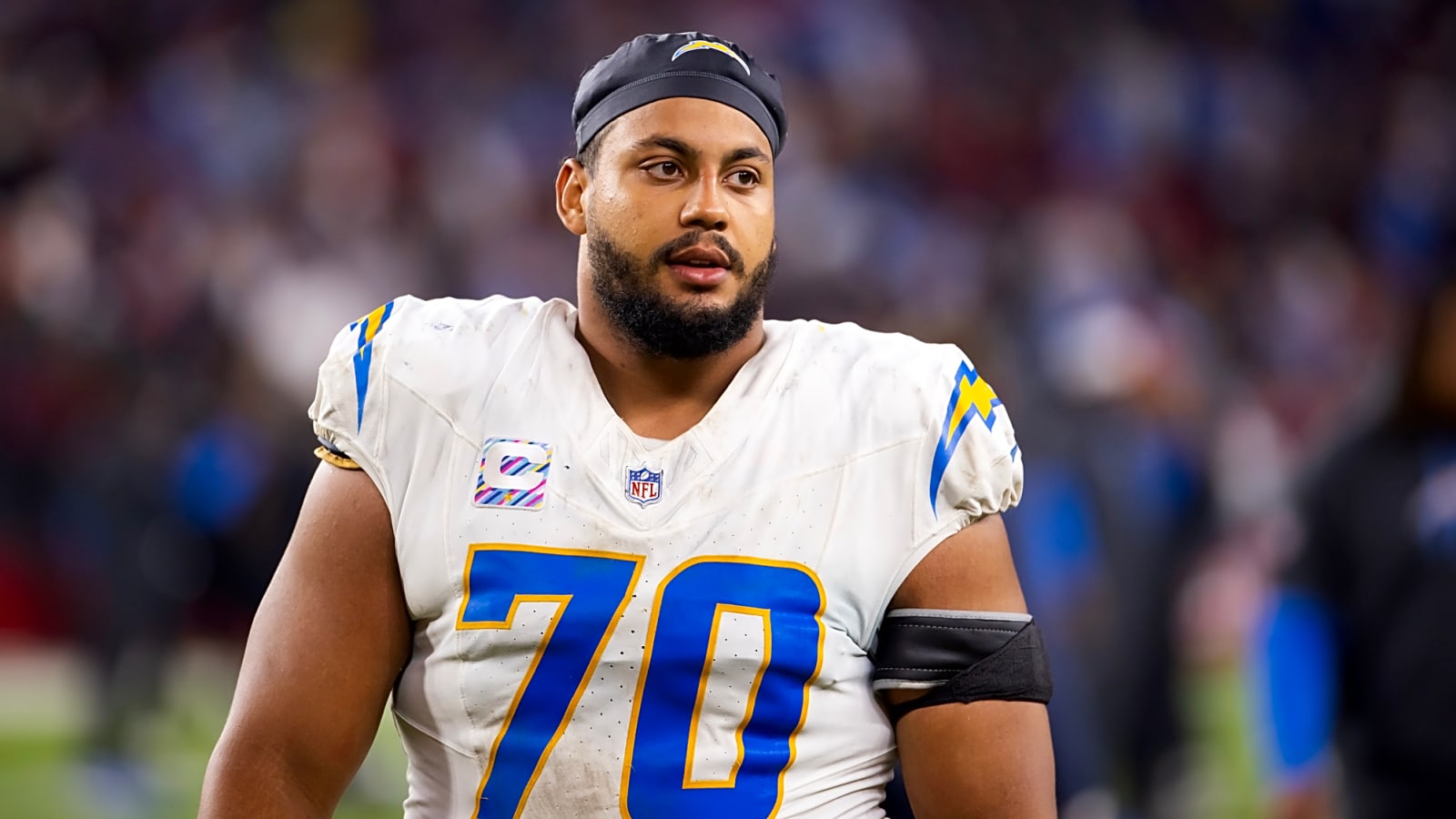 Chargers Confirm Torn Patellar Tendon for LT Rashawn Slater