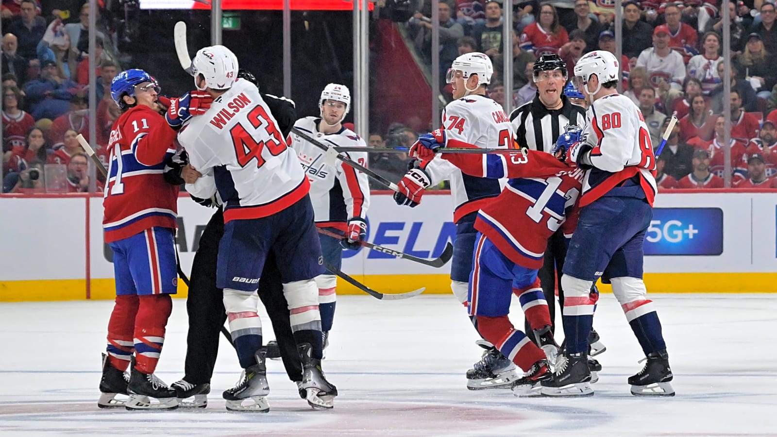 Watch: Fight between Capitals’ Wilson, Canadiens’ Anderson spills into bench