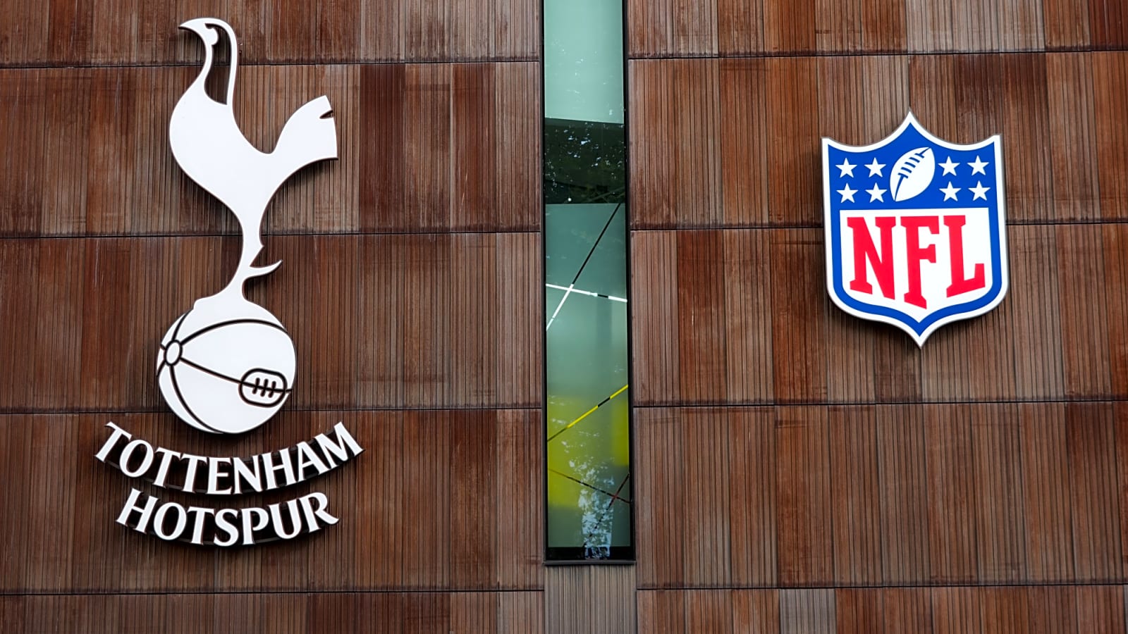 'That’s the reason'- Alan Shearer outlines Thomas Frank’s approach that saw Tottenham choke Leeds United