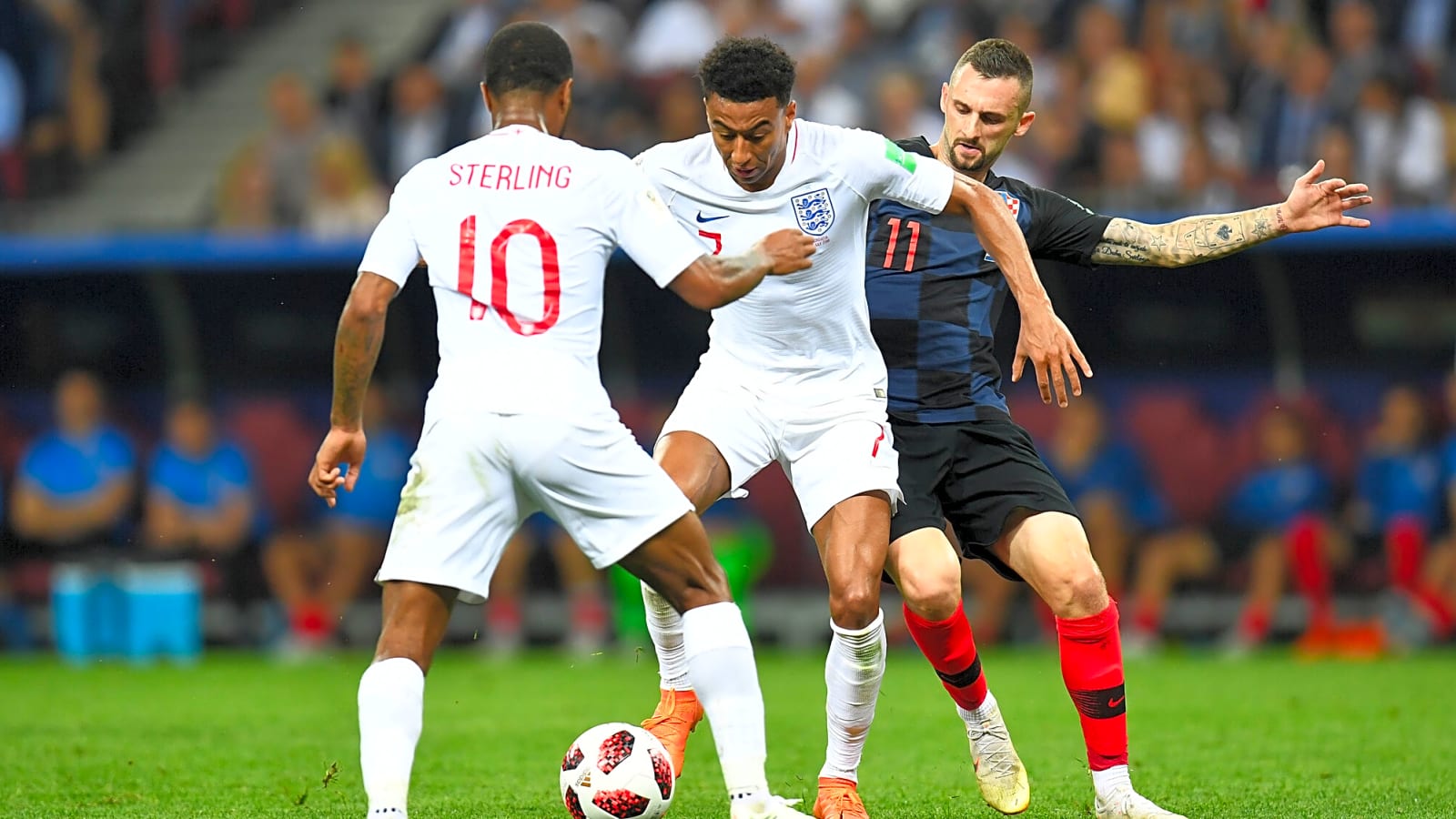 Jesse Lingard launches new football shirt