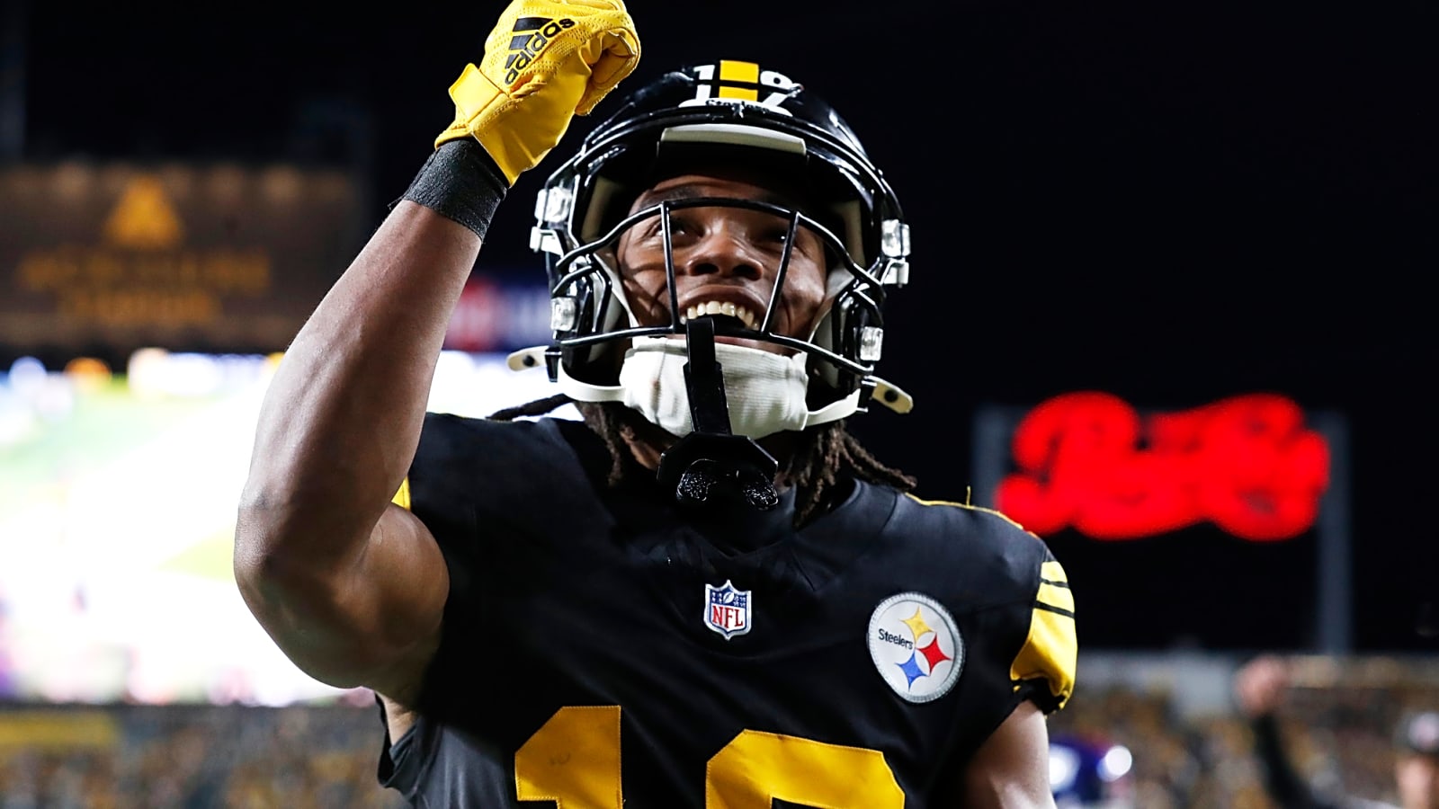 Steelers Fans Get Promising Update On The Offense After Conversation Between Aaron Rodgers And Calvin Austin III