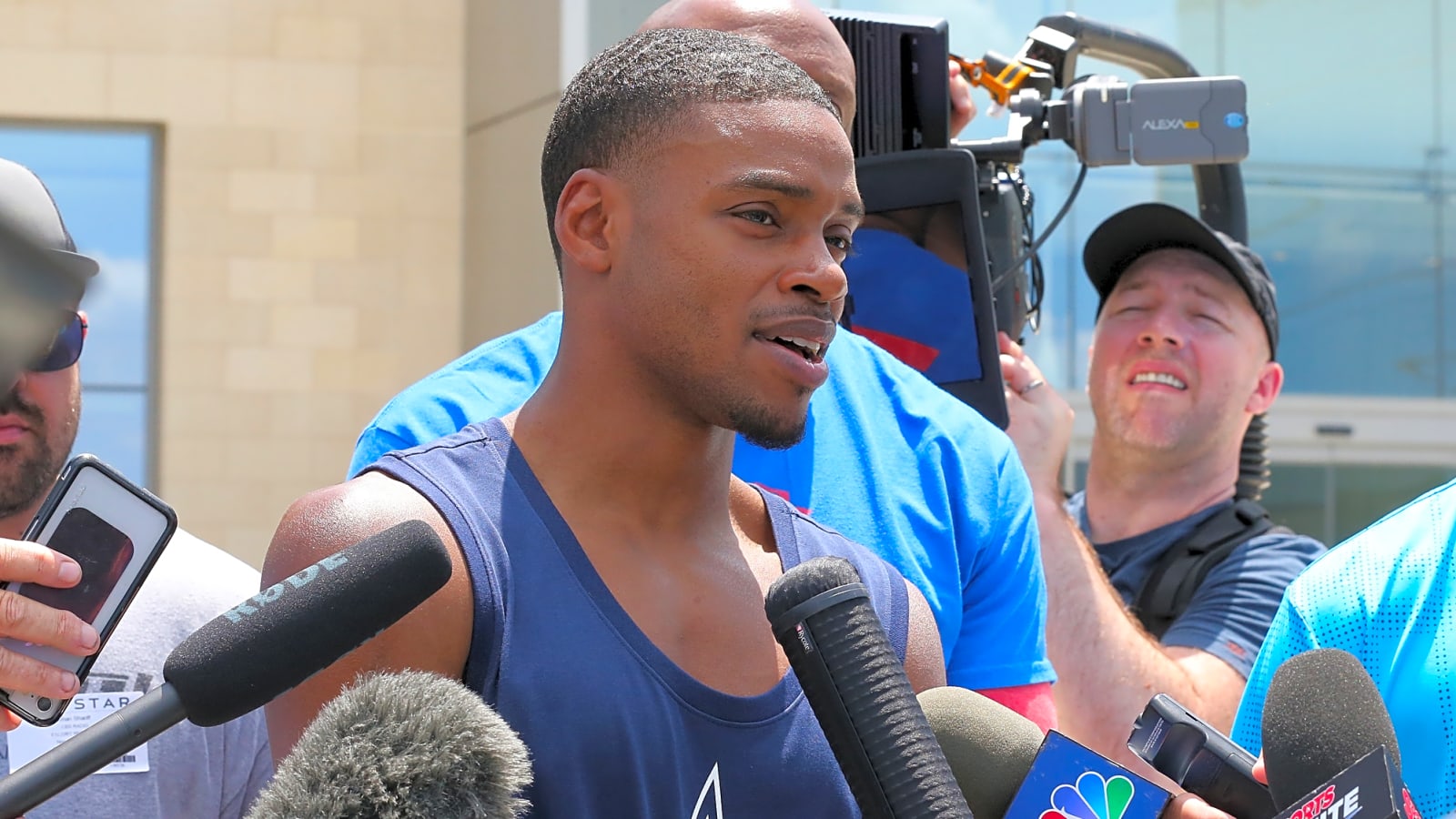 Roy Jones Jr. Says Errol Spence Jr. 'Still Has the Glow'