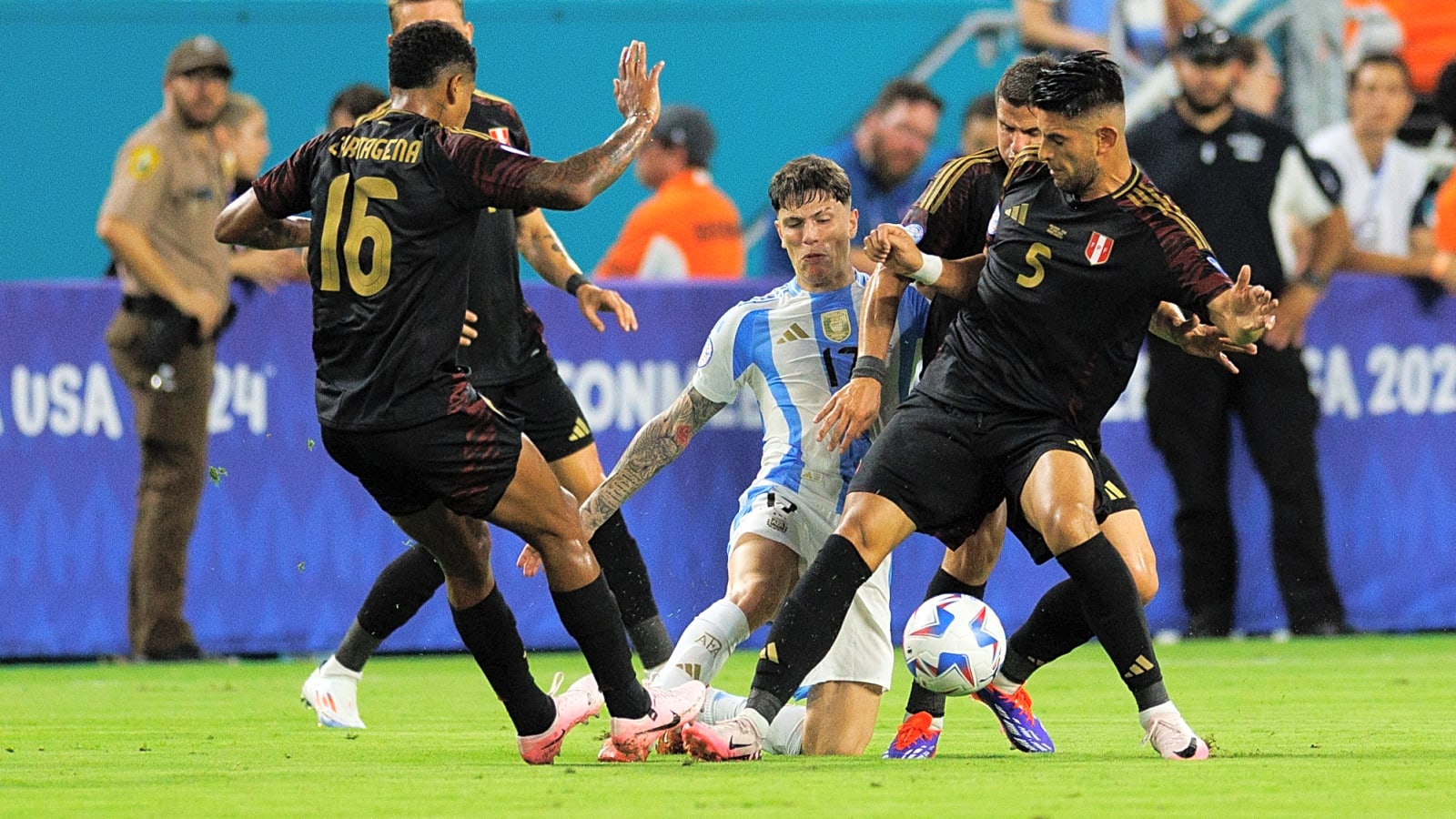 Fabrizio Romano drops update on Alejandro Garnacho’s next club as sensational quotes emerge