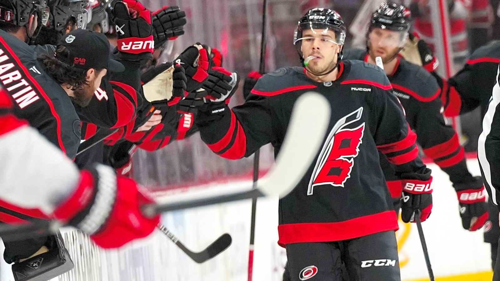 Logan Stankoven Signs Eight-Year Extension in Carolina