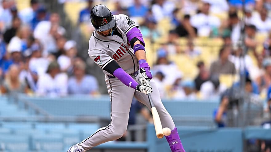 Diamondbacks DFA former All-Star OF Lourdes Gurriel Jr.
