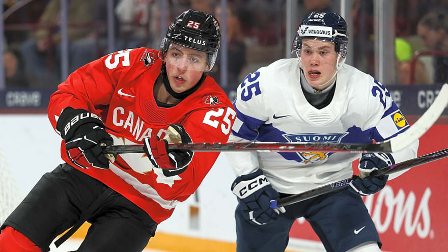 Mammoth Sign Caleb Desnoyers To Entry-Level Deal