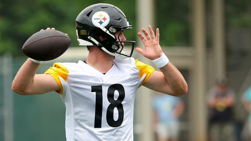 Steelers’ Brutal QB Battle Could End With Surprising Roster Cut