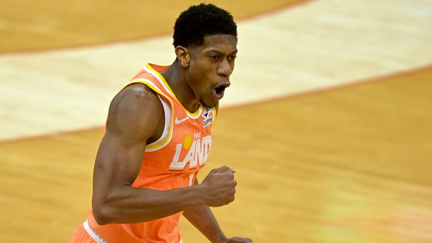 Are Lakers close to trading for former top-five pick?