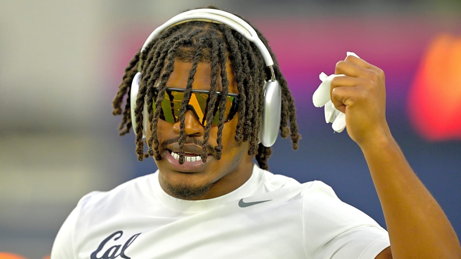 Bucs Sign Bigger Rookie RB After Mini-Camp Tryout