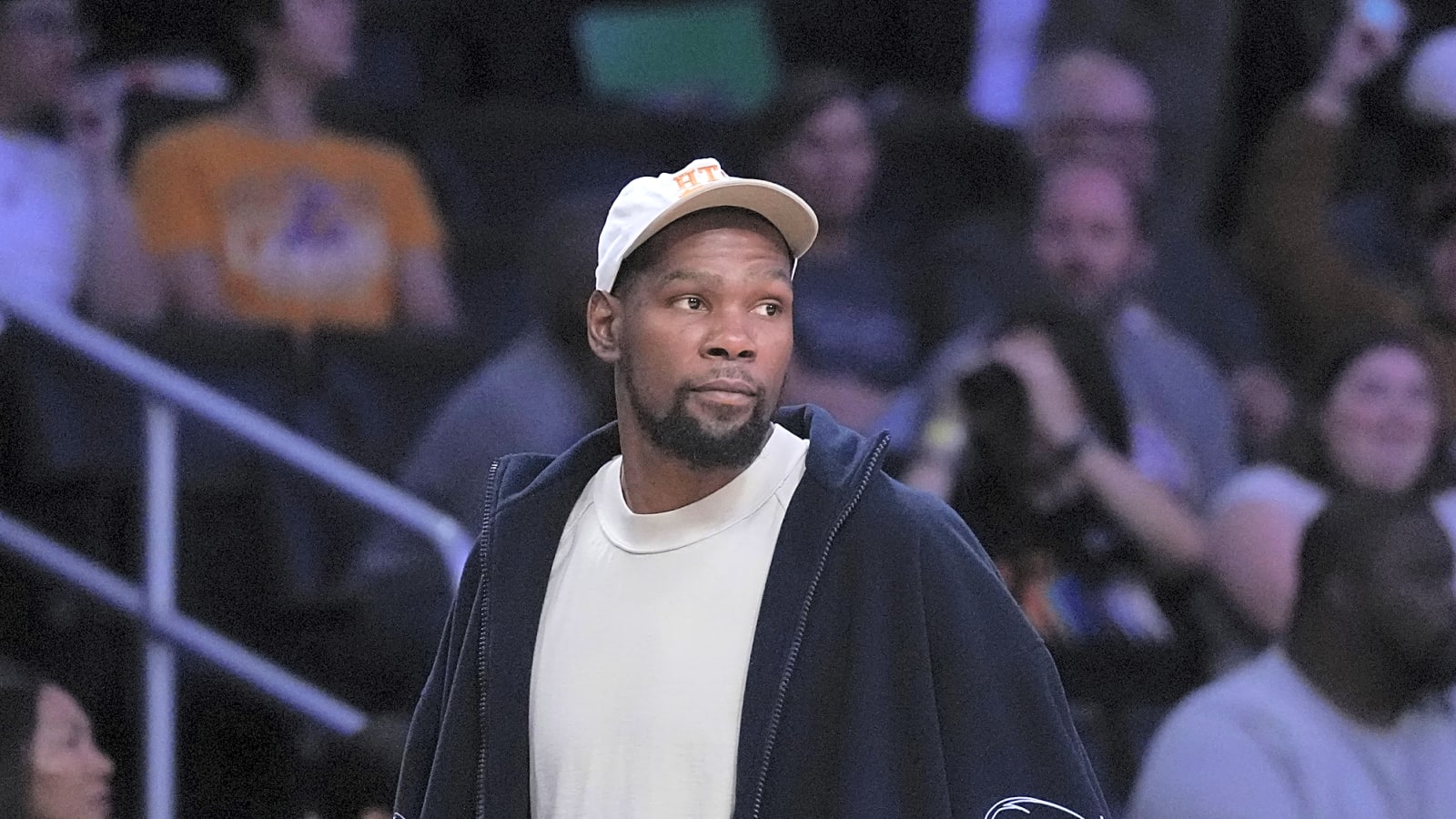Suns, Kevin Durant sifting through trade scenarios