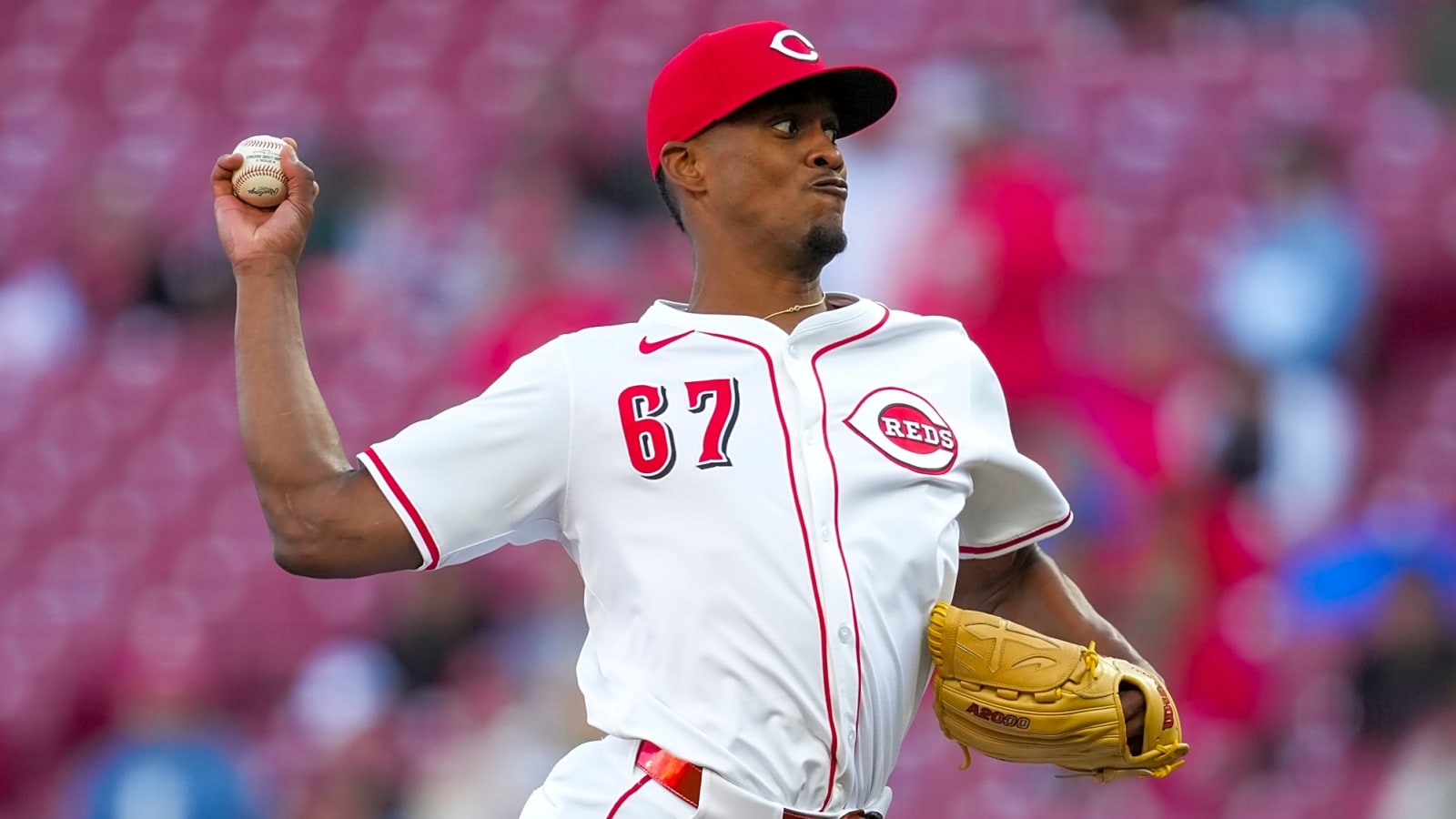 Orioles Claim Yosver Zulueta