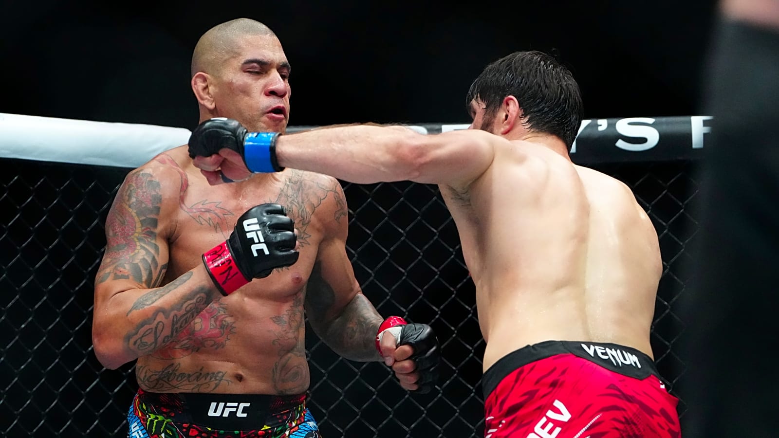 Alex Pereira sees himself &#39;as still the champ,&#39; reveals timeframe for octagon return
