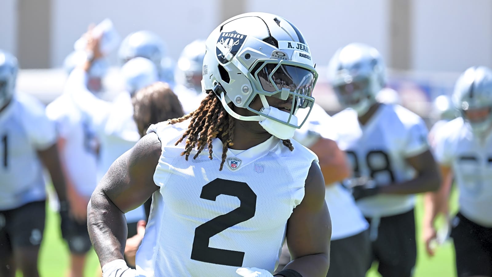 Insider predicts Ashton Jeanty will have all-time rookie season