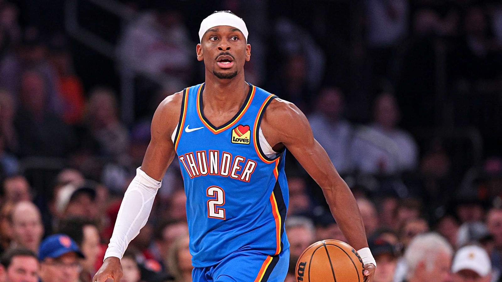 Shai Gilgeous-Alexander gets away with the most blatant charge of season