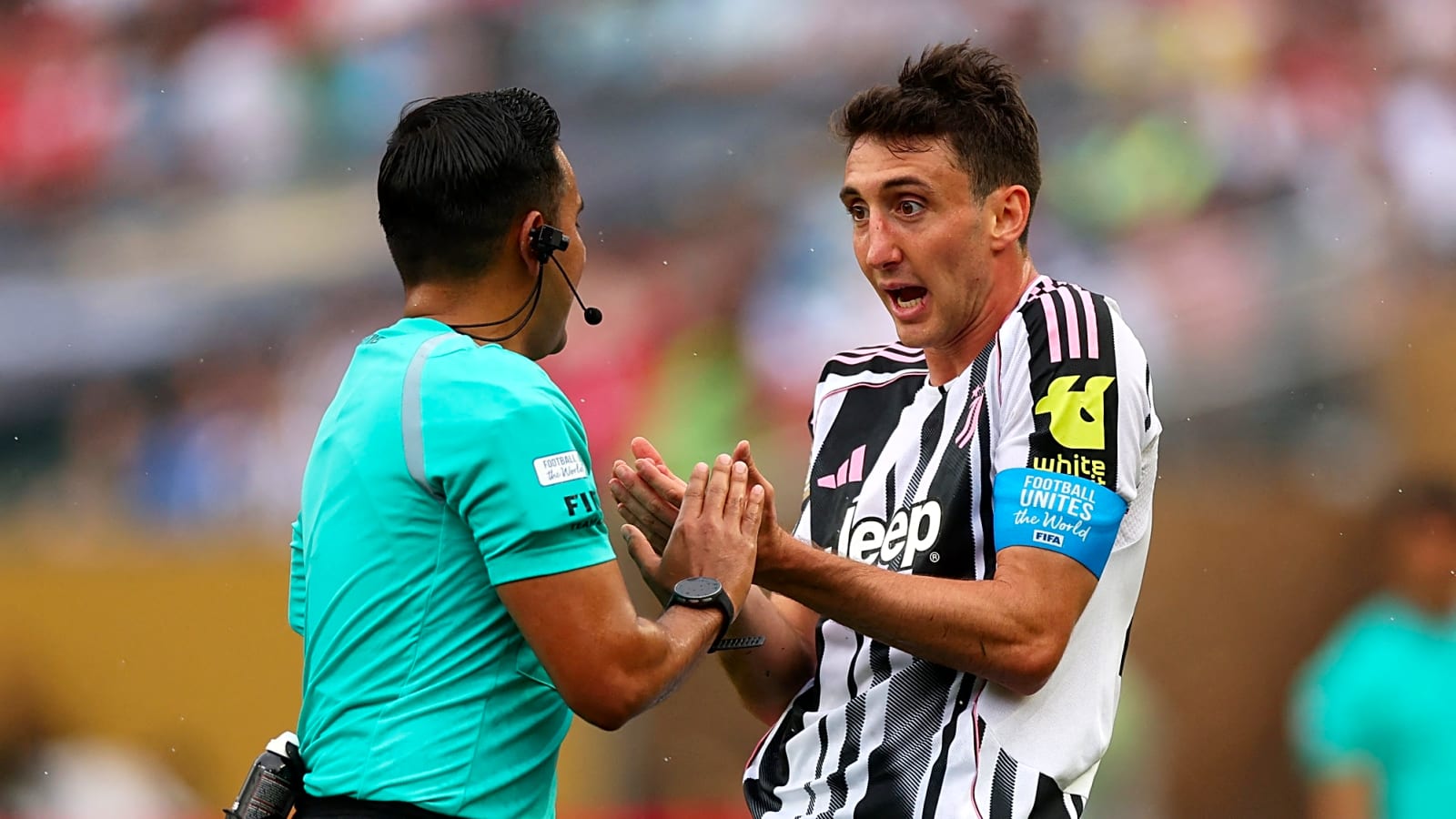Premier League Giants Looking to Sign Serie A Superstar