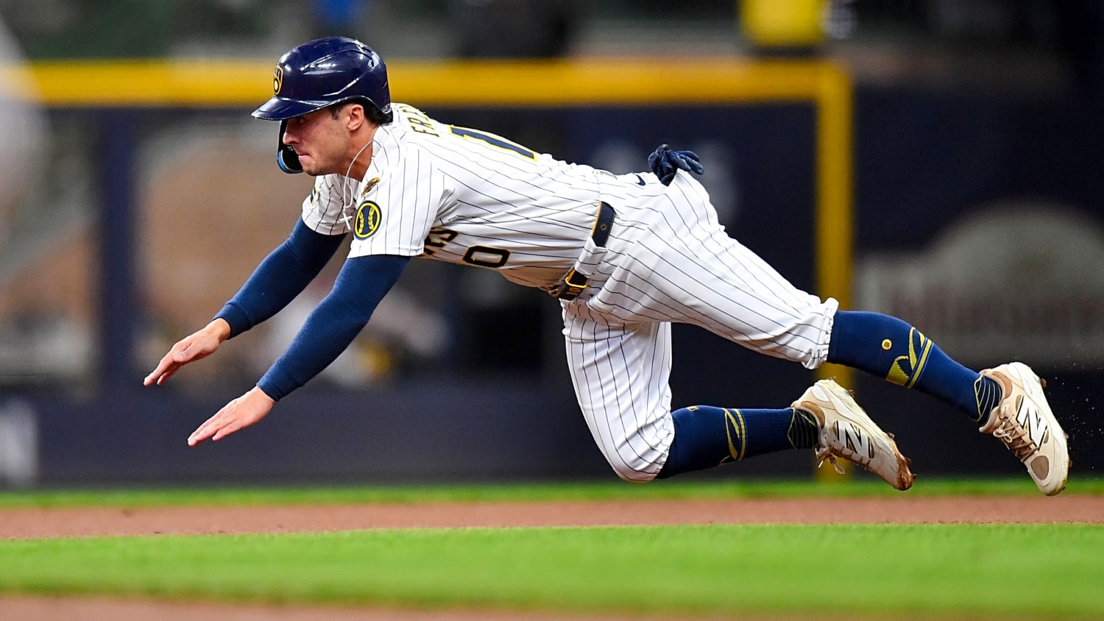 Brewers embarrassed Athletics with historic feat