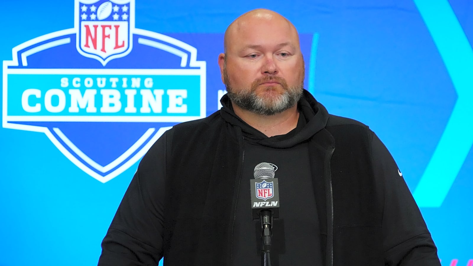 Eagles hire mastermind behind Aaron Rodgers trade