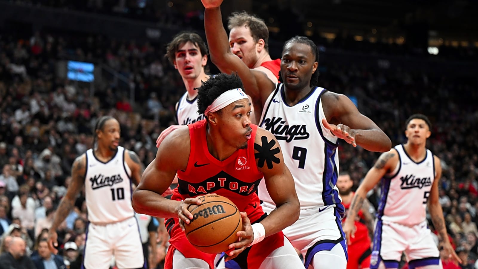 Raptors missteps continue with loss against ailing Kings