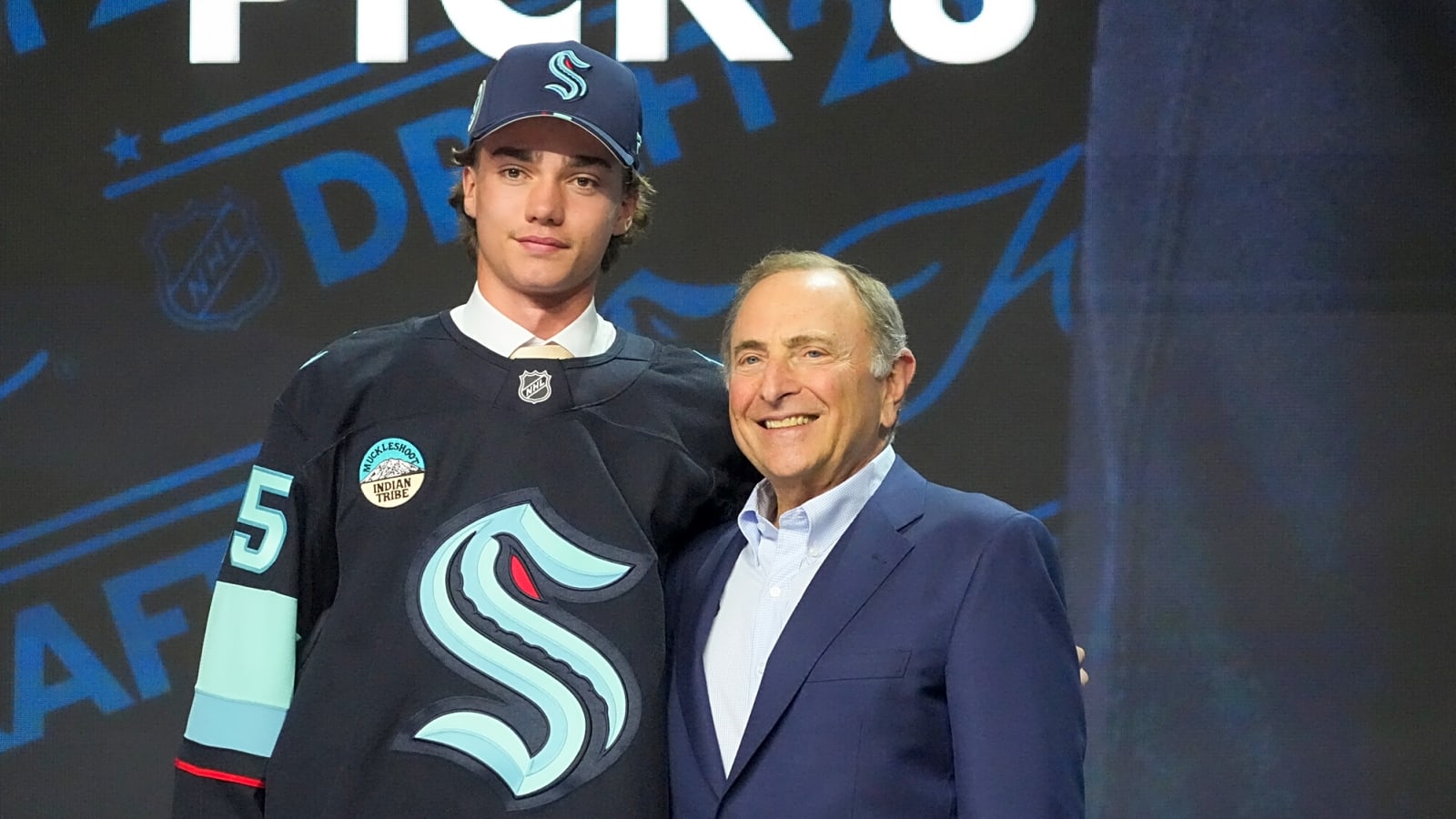 Kraken to sign No. 8 overall pick to entry-level contract