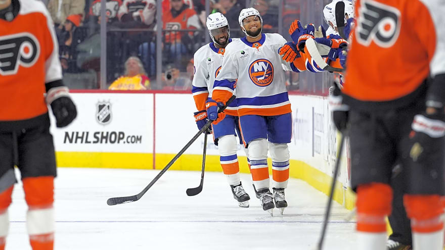 New York Islanders Recall Marshall Warren