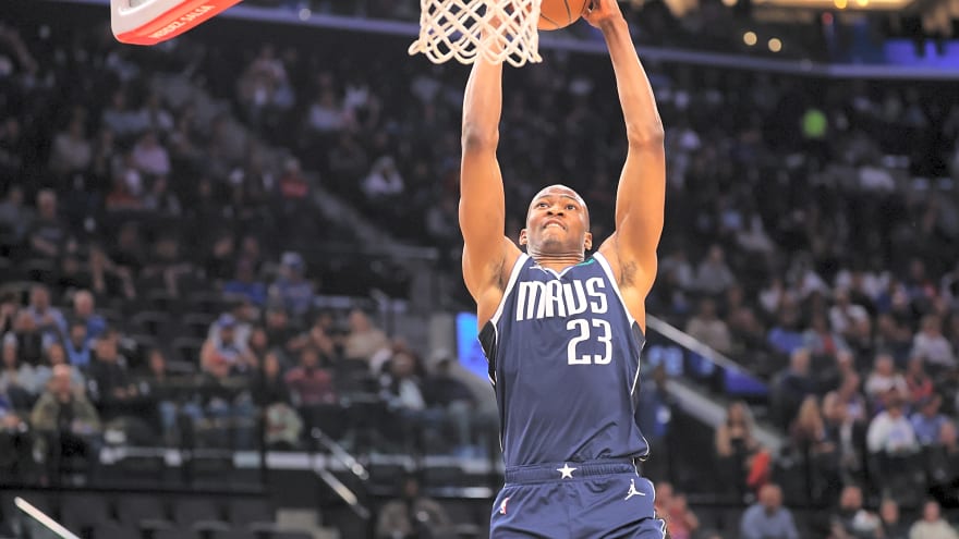 Free agent big man Kai Jones signs in Turkey