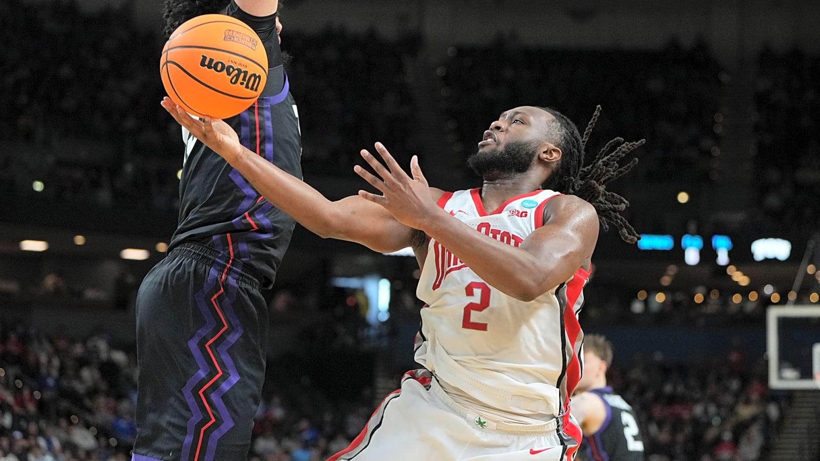 Rockets Sign Bruce Thornton To Four-Year Contract