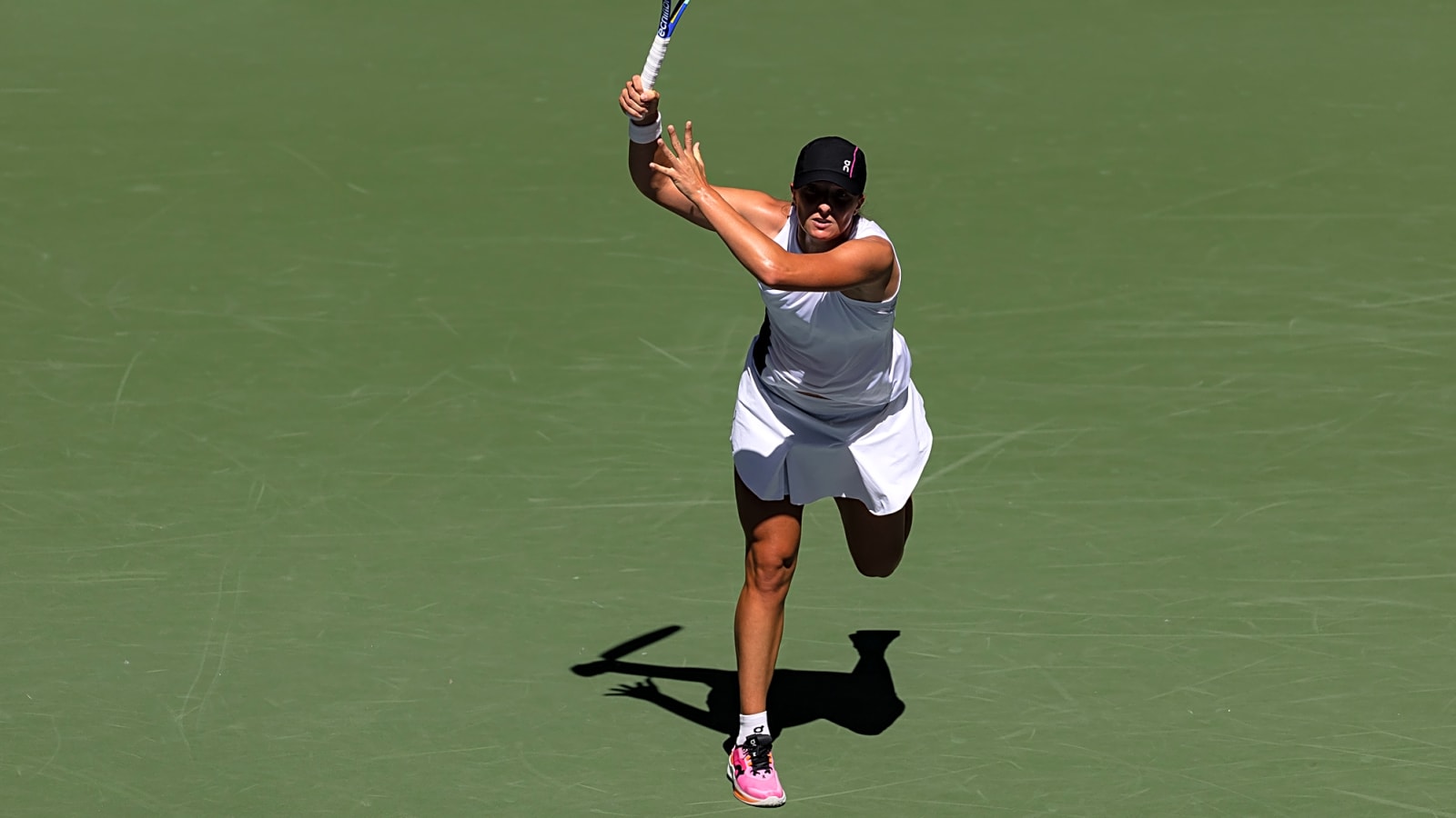 Iga Swiatek continues sublime form, breezes into US Open second round in just an hour