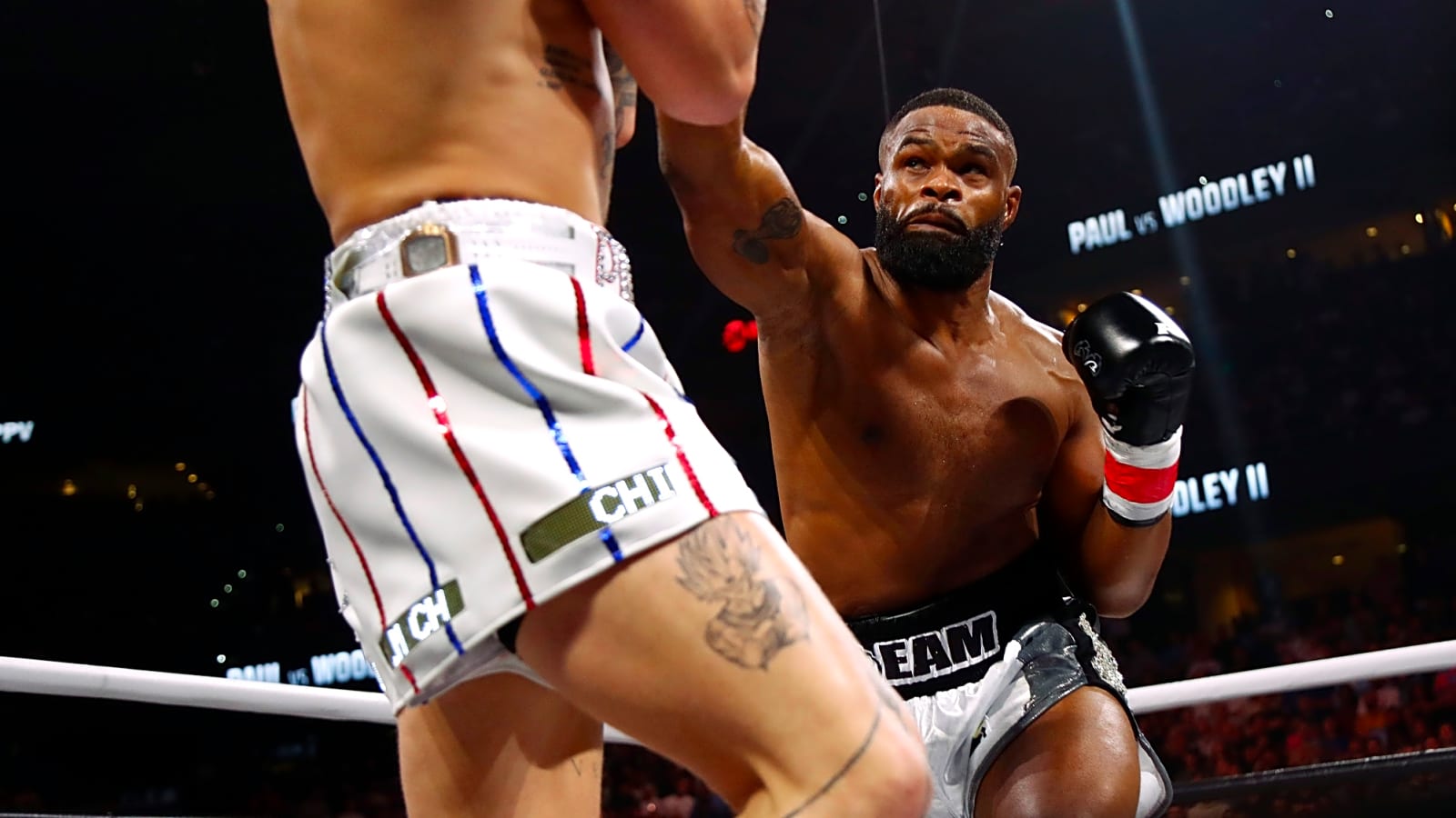 Woodley Offers To Help Buckley Win UFC Gold