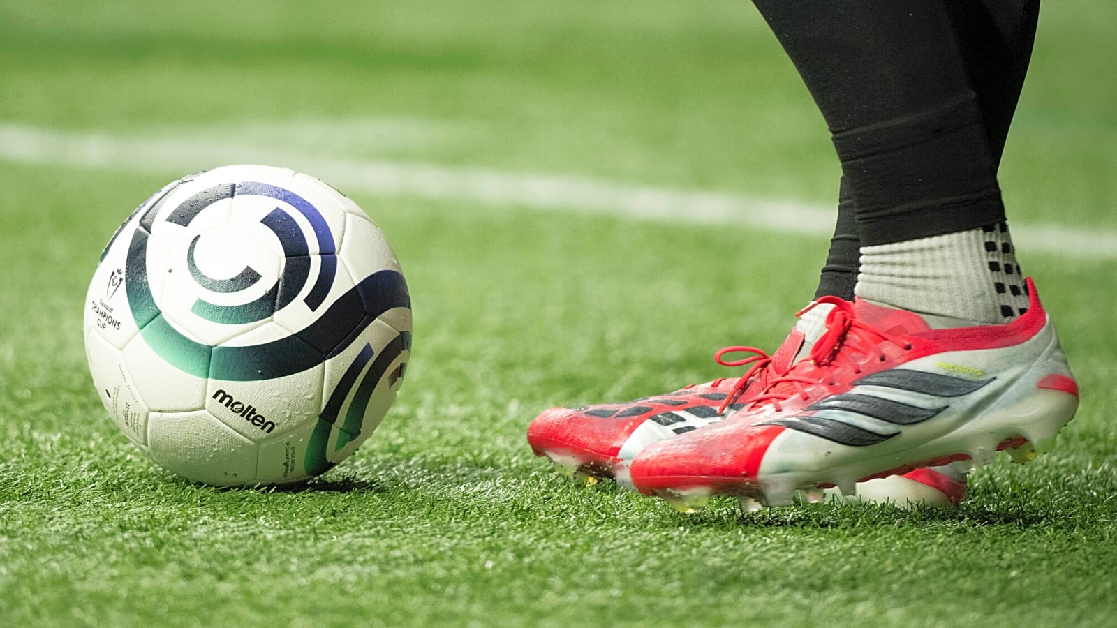 Sources: 'He’s keen…' – Arsenal star open to surprise transfer exit this summer