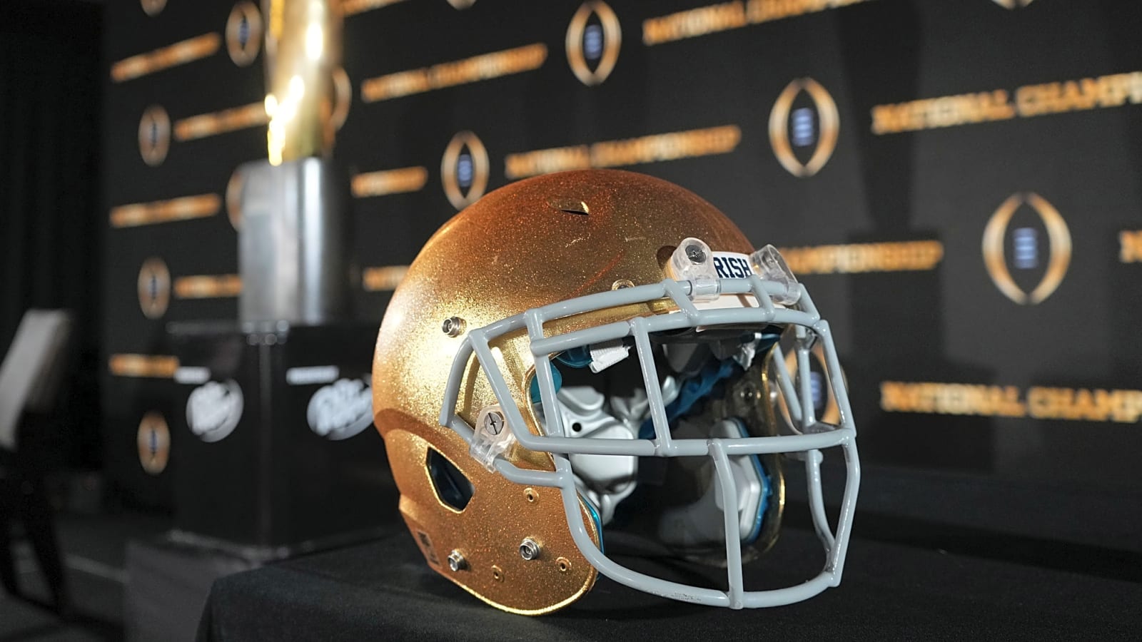 Offensive Lineman Grayson McKeogh Commits To Notre Dame