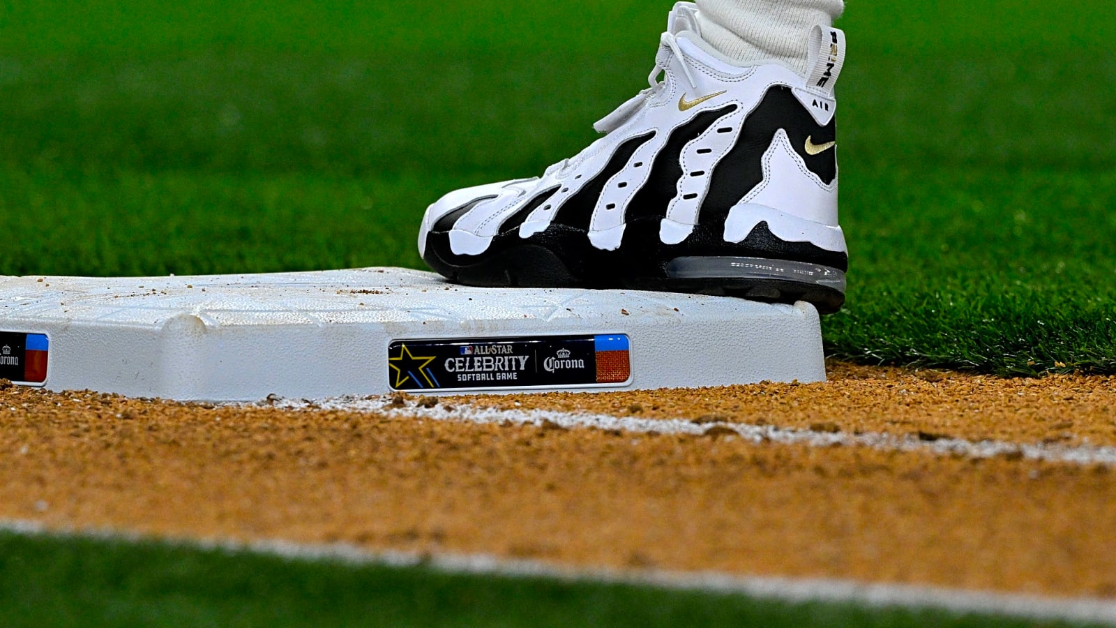 Softball team had amazing reaction after drawing vaunted Oklahoma in NCAA Tournament