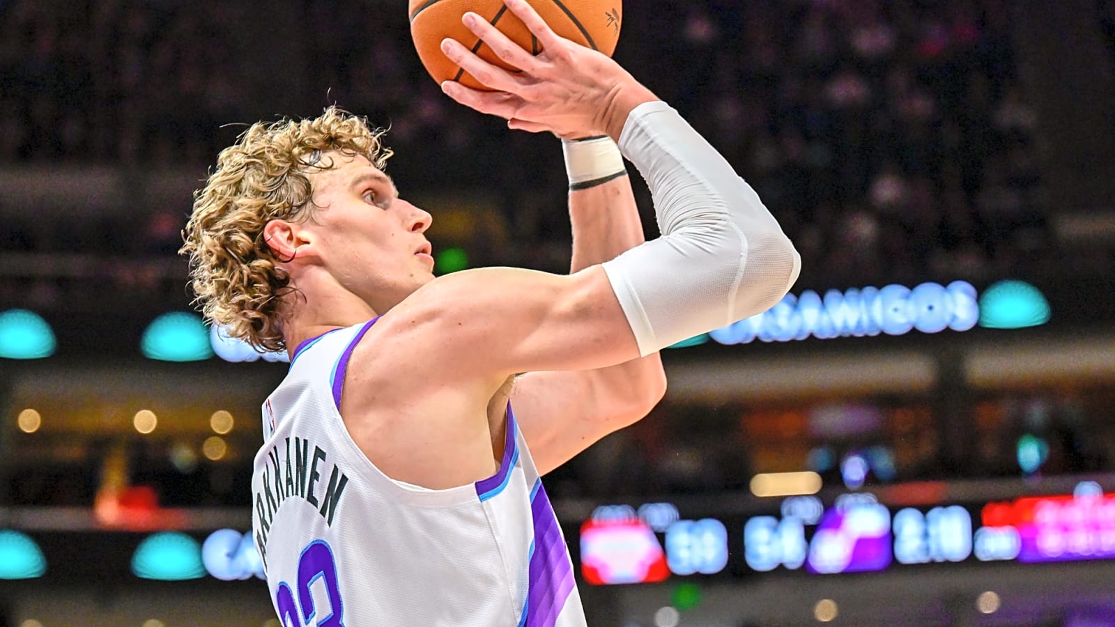 Utah Jazz Continue To Stonewall Trade Talks For Lauri Markkanen