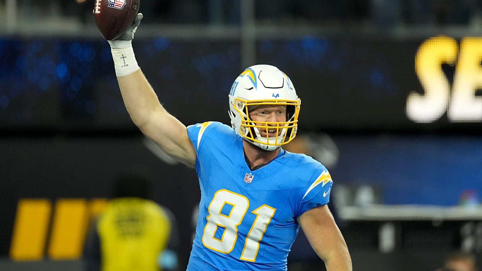 Packers linked to free agent tight end who could fill big hole