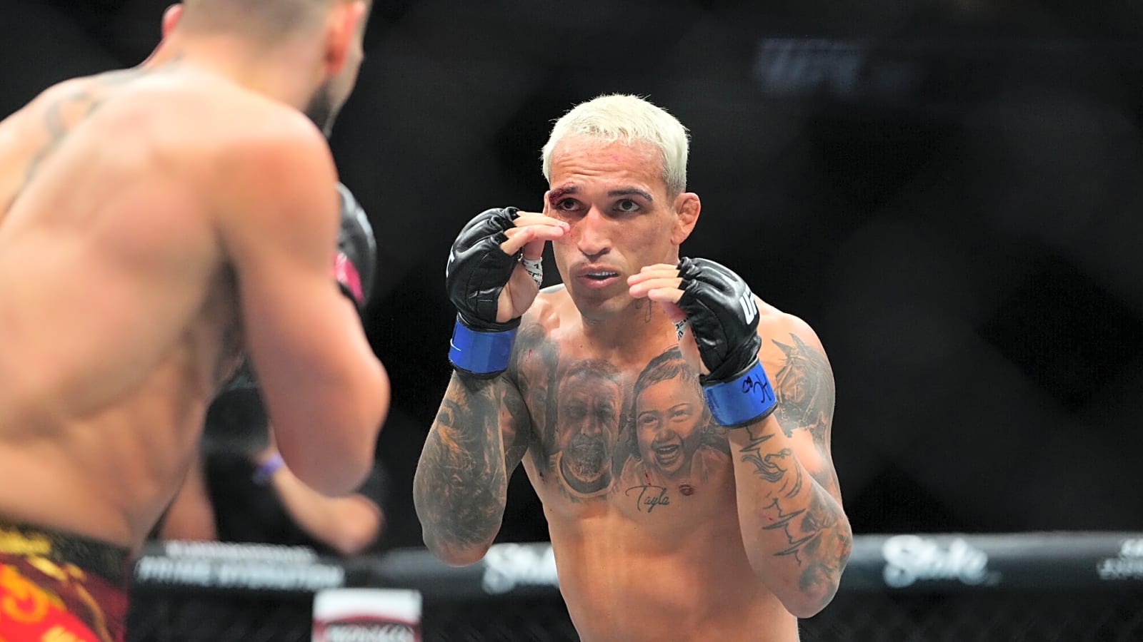 Charles Oliveira headlines UFC Rio against Rafael Fiziev