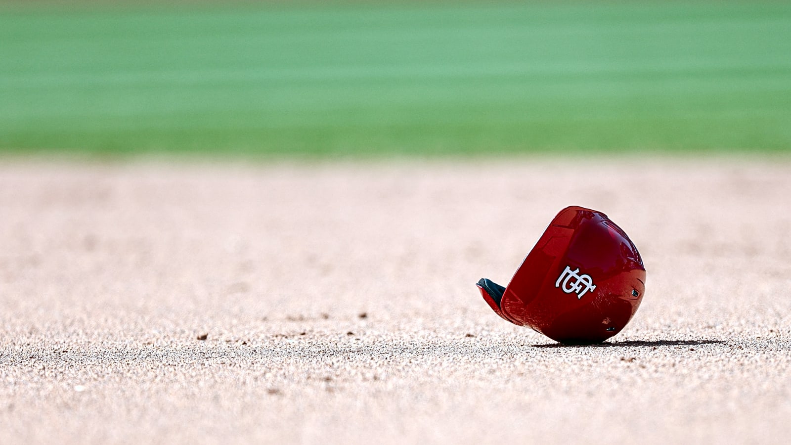 Cardinals Clear Space: Non-Tenders Mark a Focus on the Future