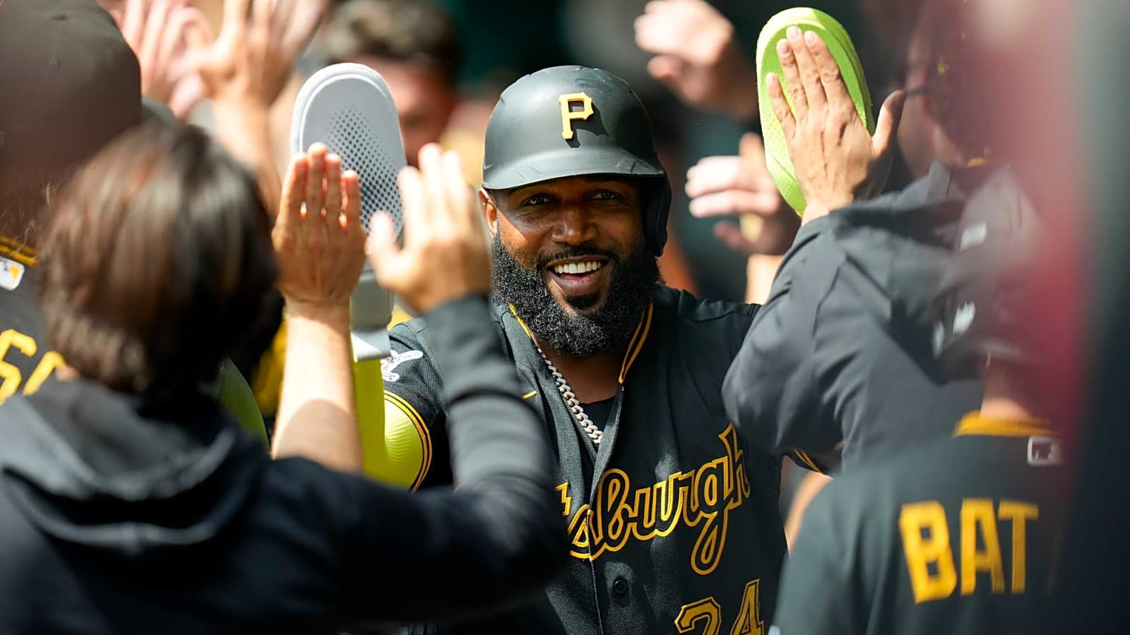 Game Recap: Cruz and Reynolds Power Pirates Past the Reds