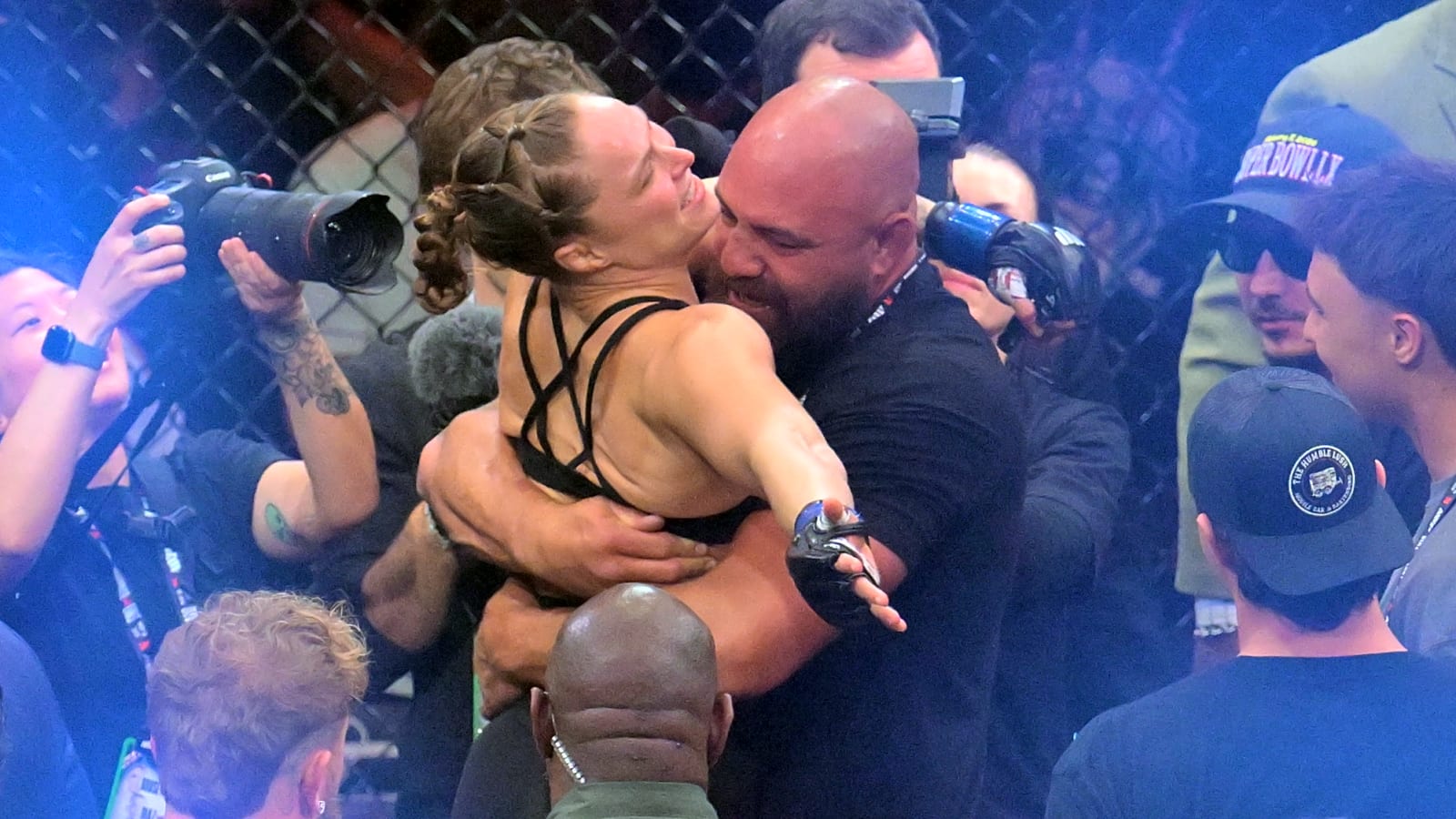 Ronda Rousey warns prospects against signing with the UFC
