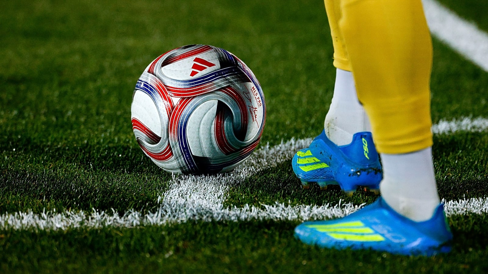 Lights drop 3-1 at New Mexico as road points slip again