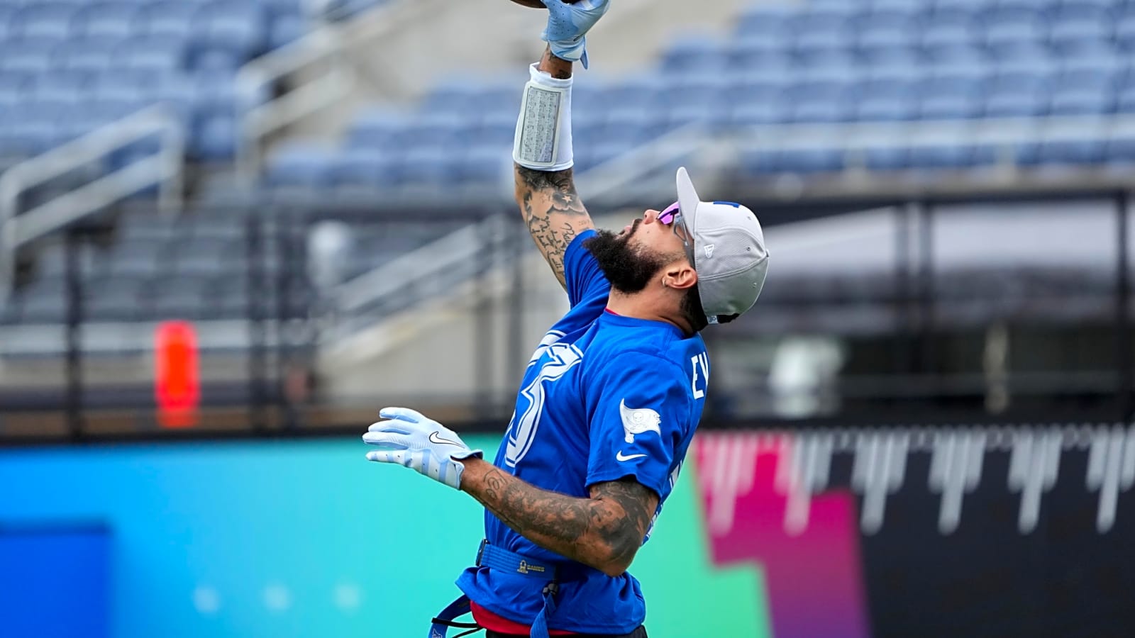 Buccaneers WR Mike Evans Is This Era’s Larry Fitzgerald