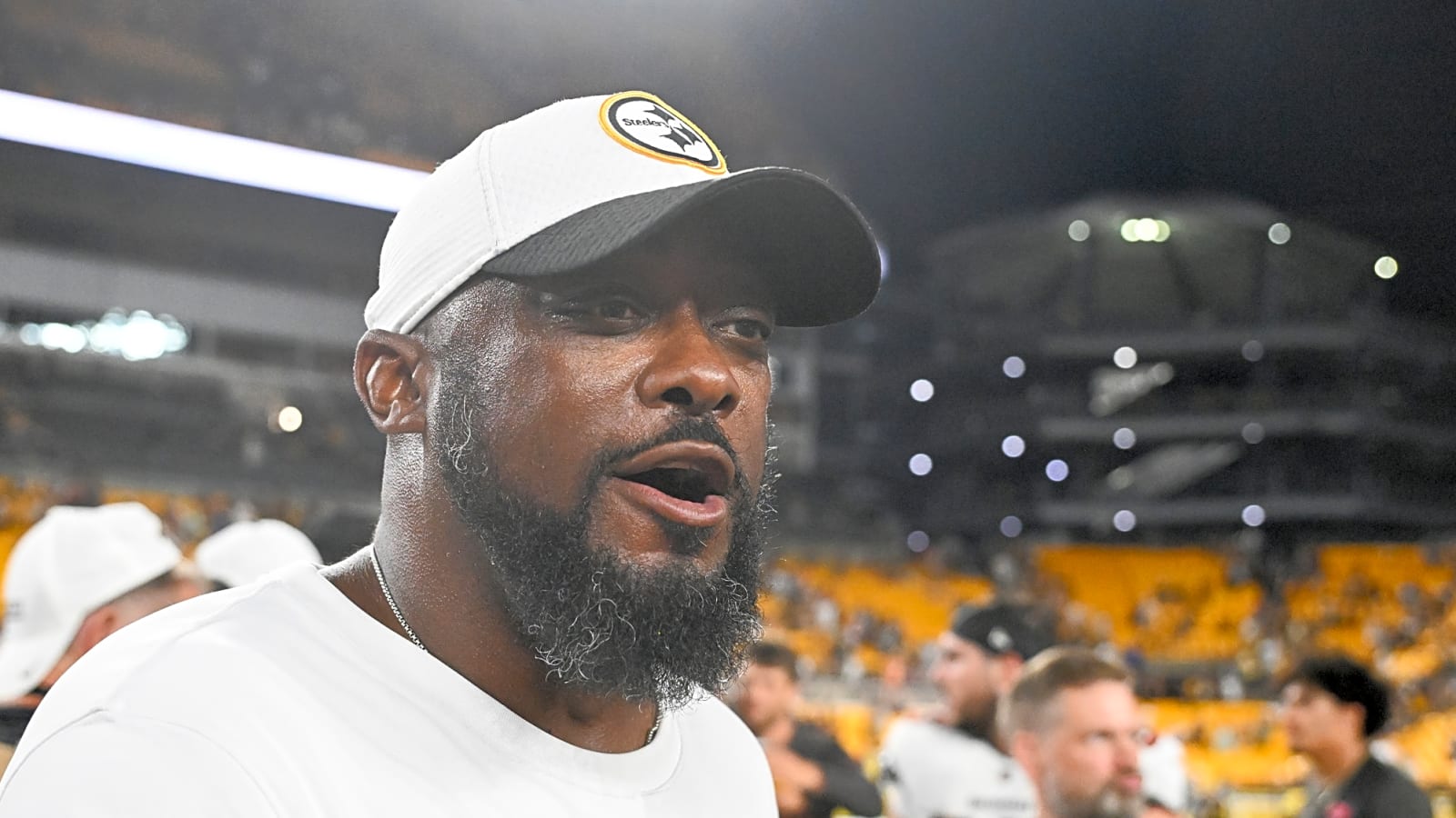 Steelers have unexpected solution as exciting new trade target emerges