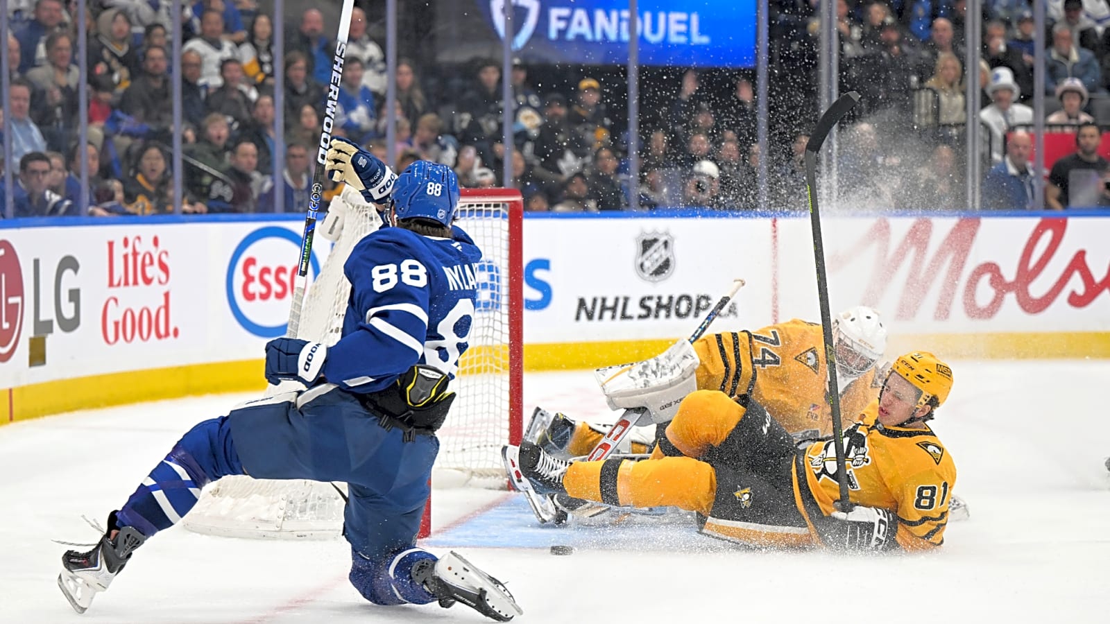 Maple Leafs’ William Nylander Out Day-To-Day