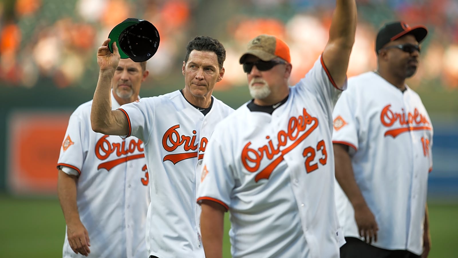 Angels hire former 50 HR slugger as their new hitting coach