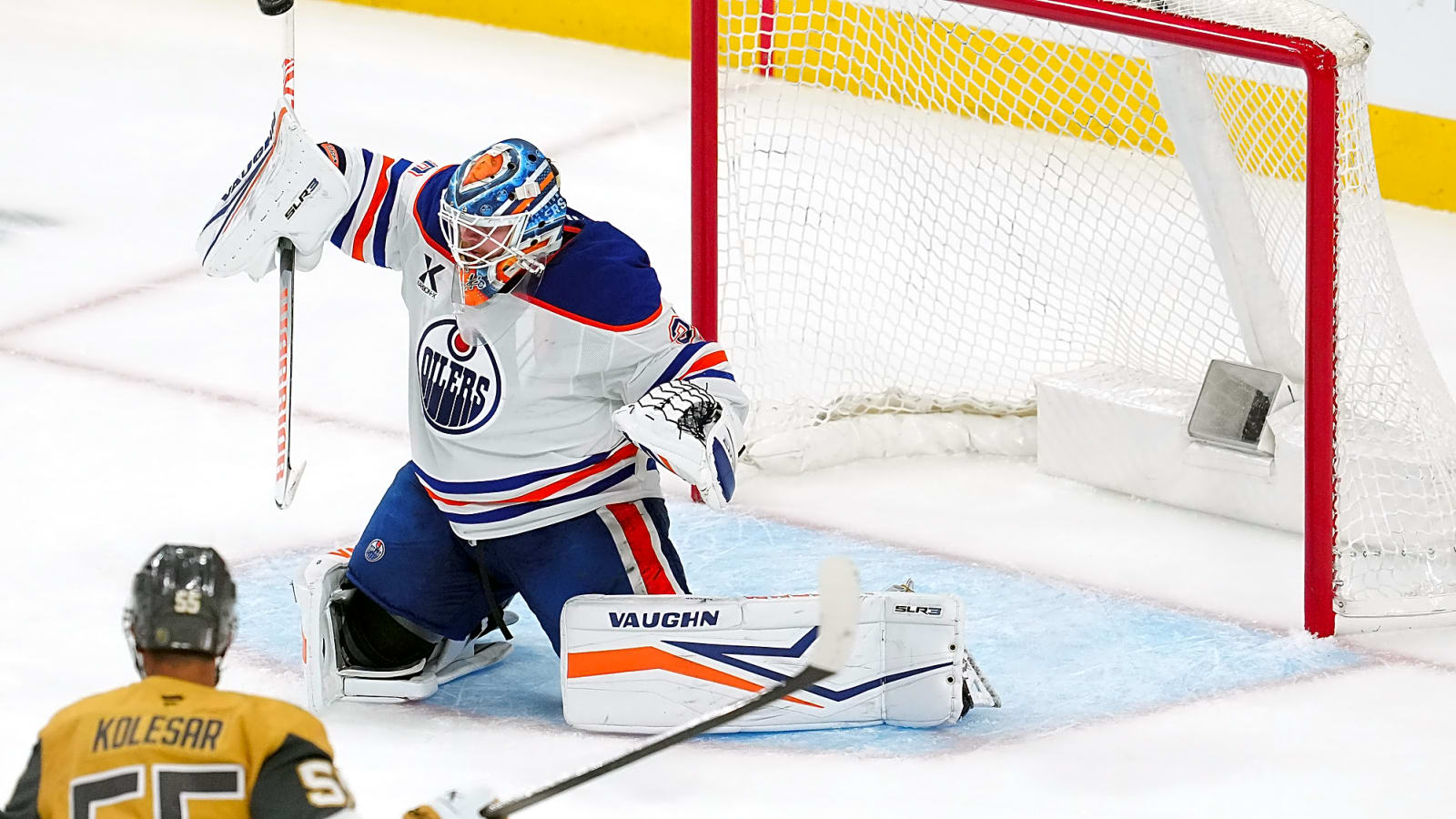More Bad News Emerges on Calvin Pickard&#39;s Injury Prior to Game 4 vs. Vegas