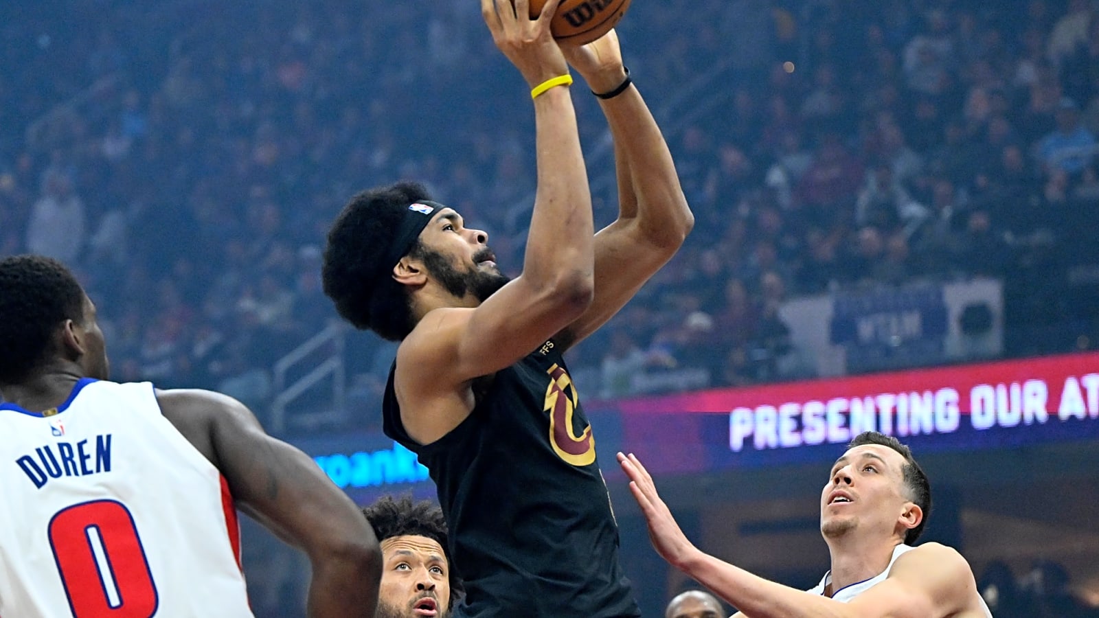 Cavs’ Jarrett Allen after exiting: ‘I’ll be all right’