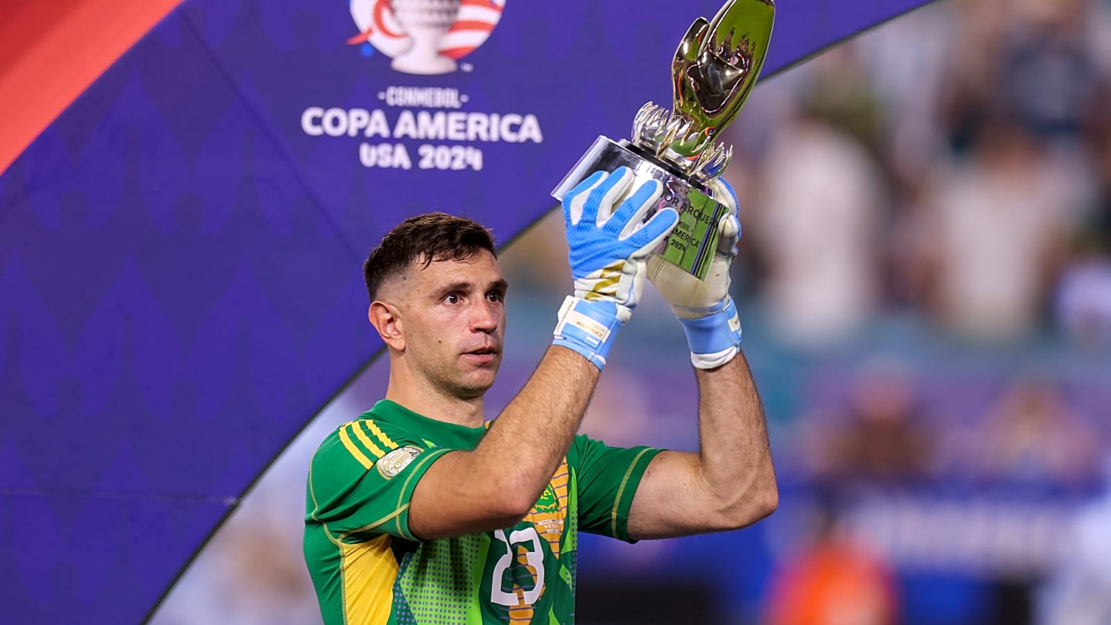 Manchester United receive Lisandro Martinez injury update ahead of Ireland training camp