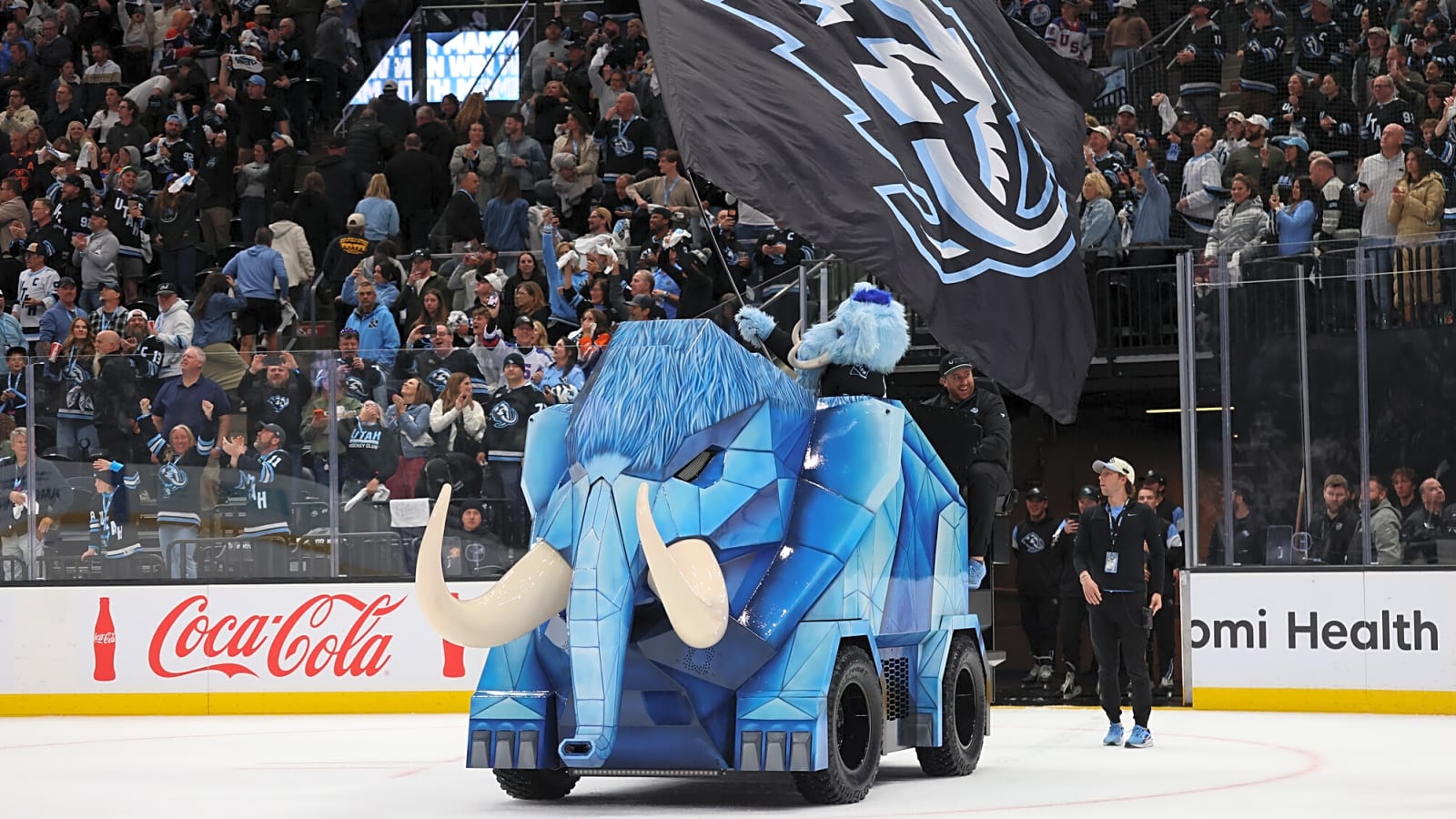 Mammoth unveil the coolest Zamboni in hockey history